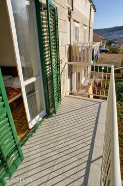 Apartmani za ljetovanje Pučišća, Brač - 2920