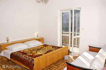 Appartamenti per vacanze estive Pucisca, Brazza - Brač - 2920