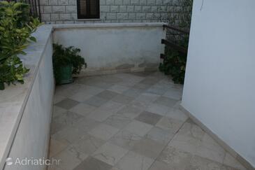 Apartmani s parkingom Povlja, Brač - 2922