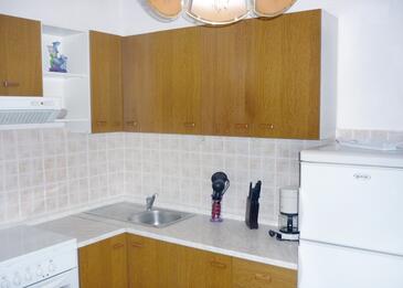 Apartmaji s parkingom Povlja, Brač - 2922