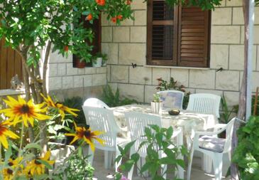 Enosobni apartma Povlja, Brač (A-2922-c)