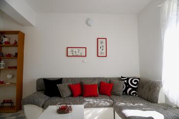 Ferienwohnungen am Meer Pucisca, Brac - 2927