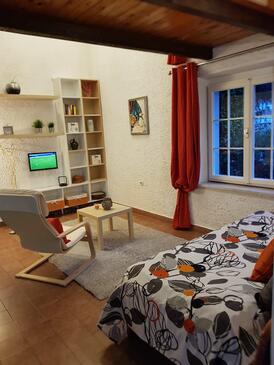 Ferienwohnungen am Meer Pucisca, Brac - 2927