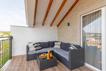 Apartments by the sea Sumartin, Brač - 2937