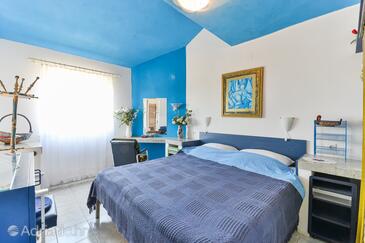 Appartementen met parkeerplaats Vir - Pedinka, Vir - 294