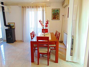 Apartments by the sea Postira, Brač - 2950