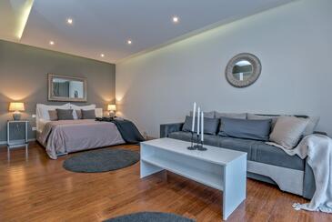 Luksuzna vila uz more s bazenom Puntinak, Brač - 2964