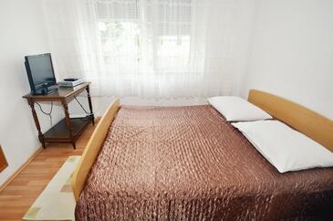 Appartamenti accanto al mare Sumpetar, Almissa - Omiš - 2965