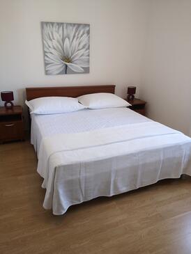 Apartmanok a tenger mellett Razanj, Rogoznica - 2970