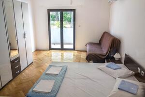 One bedroom apartment Lokva Rogoznica, Omiš (A-2973-c(