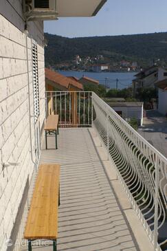 Ferienwohnungen mit Parkplatz Vinisce, Trogir - 2987