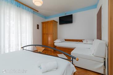 Apartmani uz more Duće, Omiš - 2992