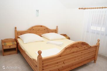 Apartmány s parkovištěm Vodice - 2995