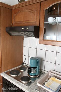 Apartmány s parkovištěm Vodice - 2995