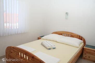 Apartments with parking space Vodice - 2995