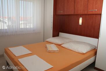 Apartments with parking space Vodice - 2995