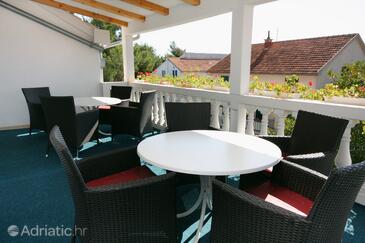 Apartments with parking space Vodice - 2995