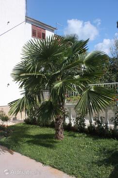 Apartamentos con parking Vodice - 2995