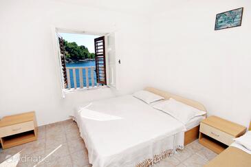 Appartamenti robinsoniani accanto al mare Baia Tvrdni Dolac, Lesina - Hvar - 2997