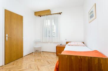 Apartamentos e estúdios Baška Voda, Dalmácia Central