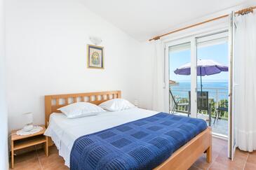 Apartamentos e estúdios Baška Voda, Dalmácia Central