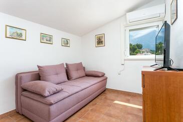 Apartamentos e estúdios Baška Voda, Dalmácia Central