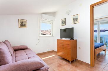 Apartamentos e estúdios Baška Voda, Dalmácia Central