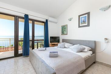 Apartamentos e estúdios Baška Voda, Dalmácia Central