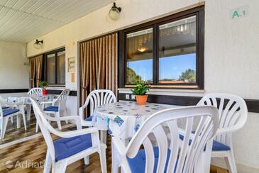 Apartments by the sea Banjole, Pula - 3002