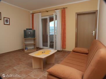 Ferienwohnungen mit Parkplatz Silo, Krk - 3027