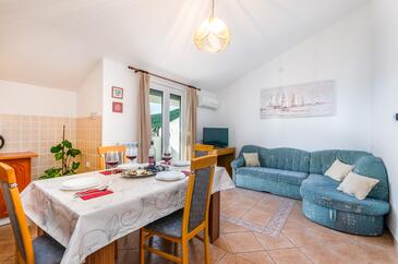 Апартаменти біля моря Сельце - Selce, Цріквеніца - Crikvenica - 3030