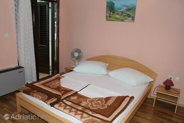 Ferienwohnungen und Zimmer am Meer Igrane, Makarska - 3056