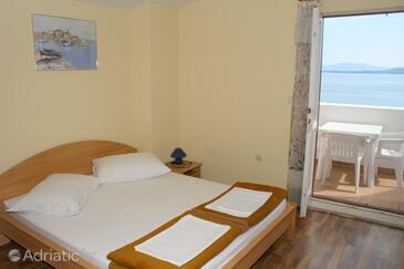 Ferienwohnungen und Zimmer am Meer Igrane, Makarska - 3056