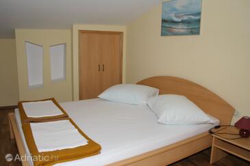 Ferienwohnungen und Zimmer am Meer Igrane, Makarska - 3056