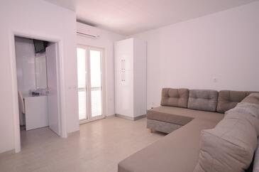 Appartementen met zwembad geschikt voor gezinnen met kinderen Potocnica (Pag) - 3075