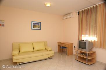 Apartamente lângă mare Trogir - 3076