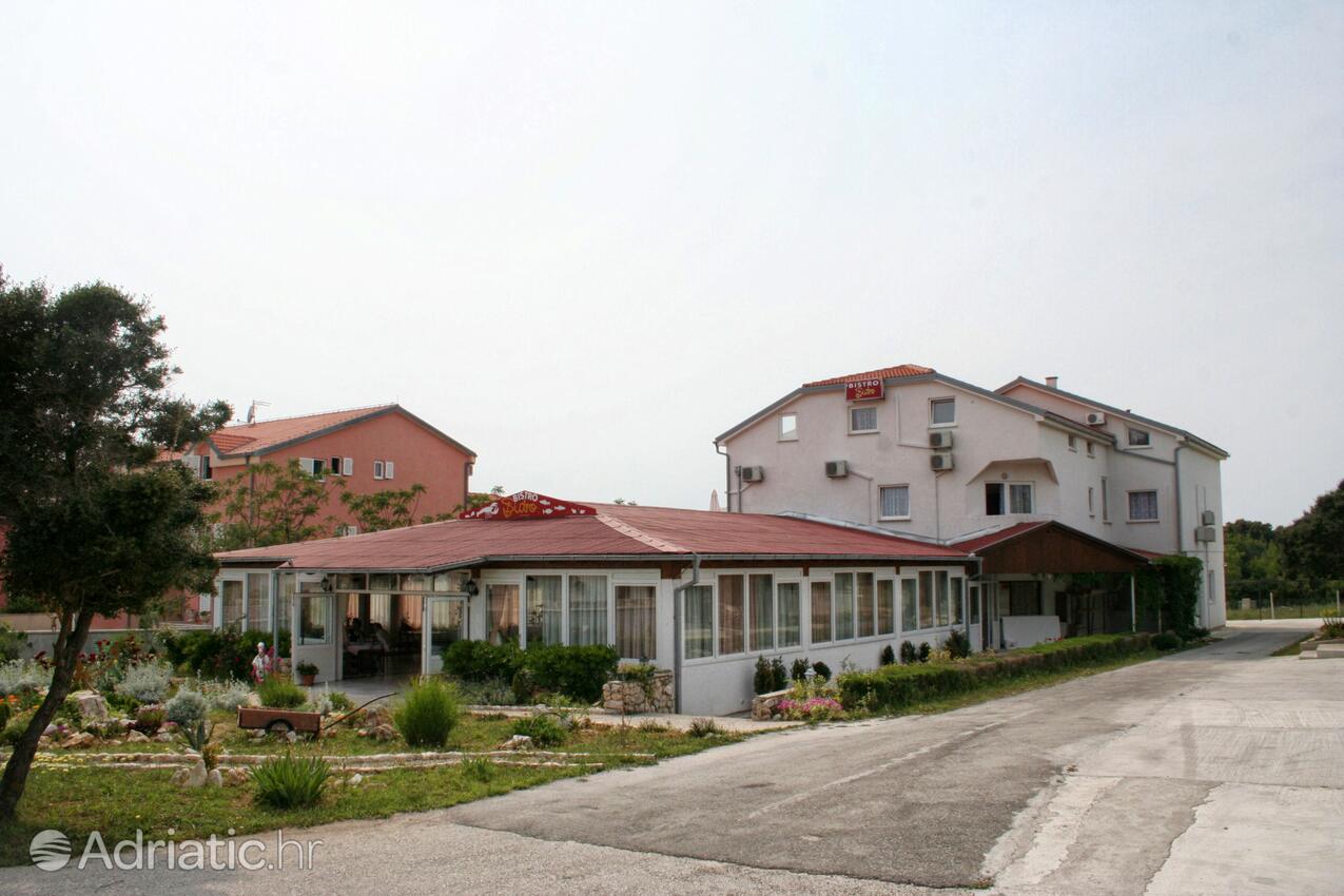Sobe z zasebnim parkirnim mestom Gajac, Pag - 3077