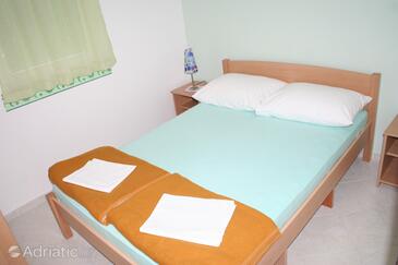 Ferienwohnungen mit Pool für Familien Stara Novalja, Pag - 3083