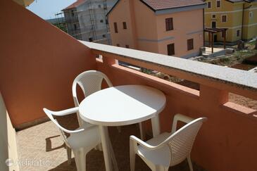 Apartamentos con piscina adecuados para familias con niños Stara Novalja, Pag - 3083