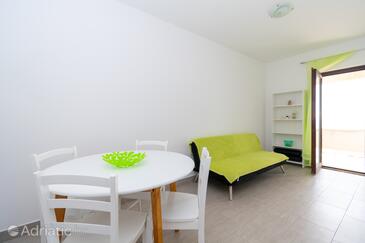 Apartments by the sea Mandre (Pag) - 3084