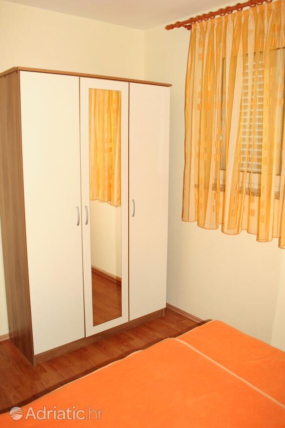 A-3086-a - Private accommodation - Apartments by the sea Stara Novalja, Pag