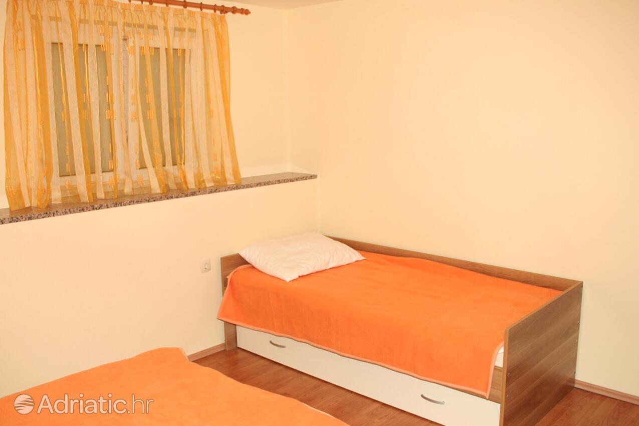 A-3086-a - Private accommodation - Apartments by the sea Stara Novalja, Pag