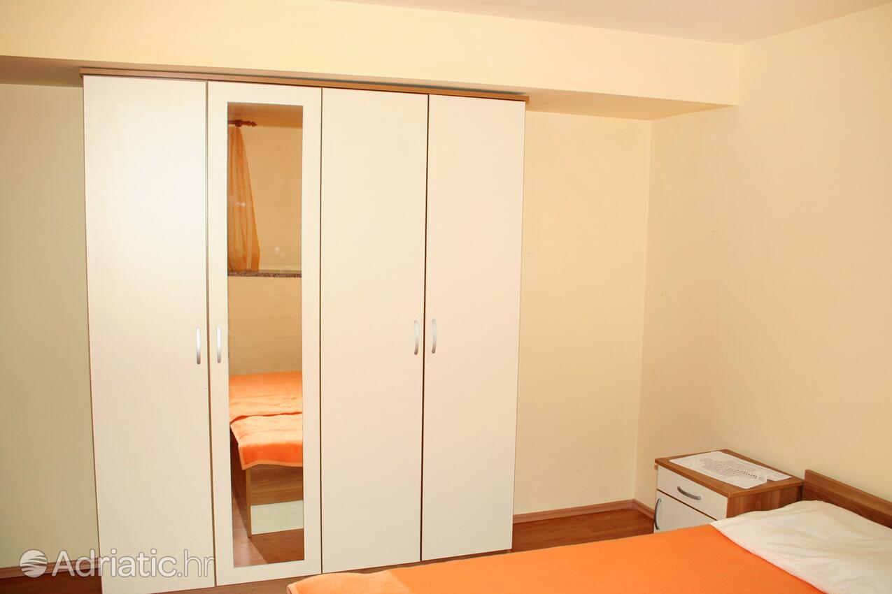 A-3086-a - Private accommodation - Apartments by the sea Stara Novalja, Pag