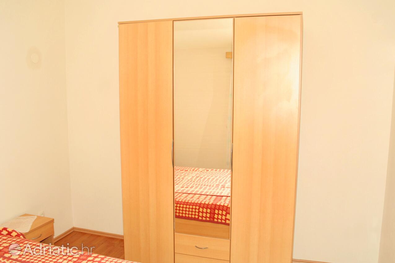 A-3086-e - Private accommodation - Apartments by the sea Stara Novalja, Pag