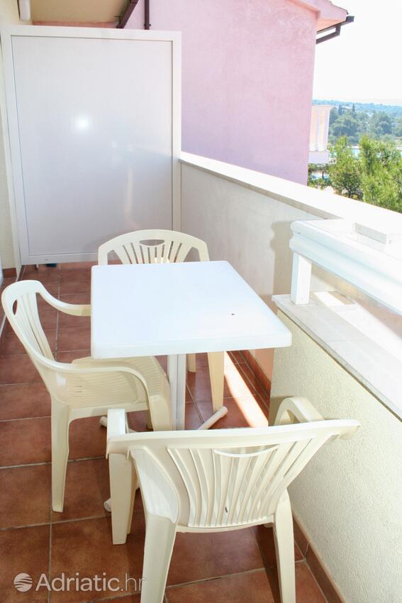 A-3088-a - Kwatery prywatne - Apartamenty i pokoje nad morzem Primosten