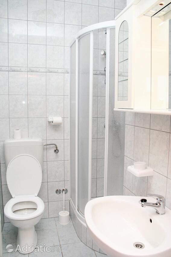 A-3088-a - Kwatery prywatne - Apartamenty i pokoje nad morzem Primosten