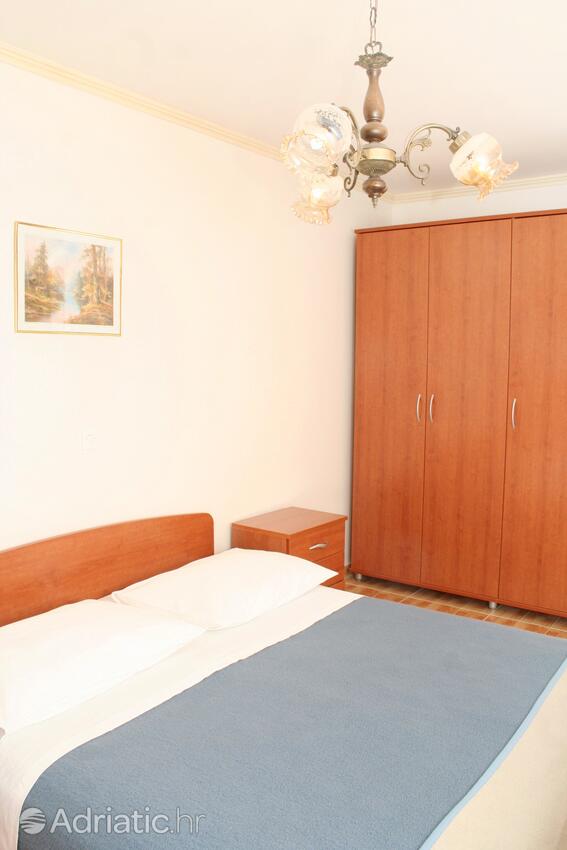 A-3088-b - Kwatery prywatne - Apartamenty i pokoje nad morzem Primosten
