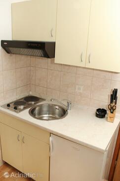 Apartmani i sobe uz mere Primosten - 3088