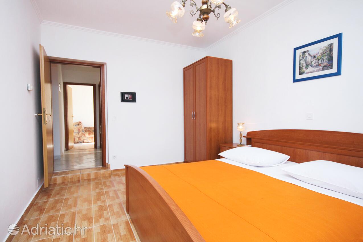 A-3088-c - Kwatery prywatne - Apartamenty i pokoje nad morzem Primosten