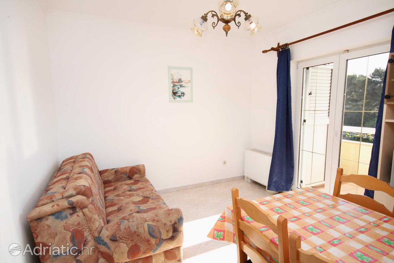 A-3088-c - Kwatery prywatne - Apartamenty i pokoje nad morzem Primosten